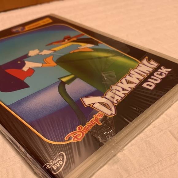 DarkWing Duck Vol I on DVD - 3 Disk Set by Disney - Picture 7 of 15
